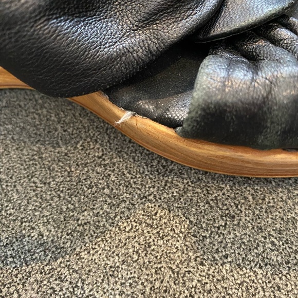 Wood plasticized wedge, black, worn but amazing condition, size 5, leather upper - Picture 3 of 8